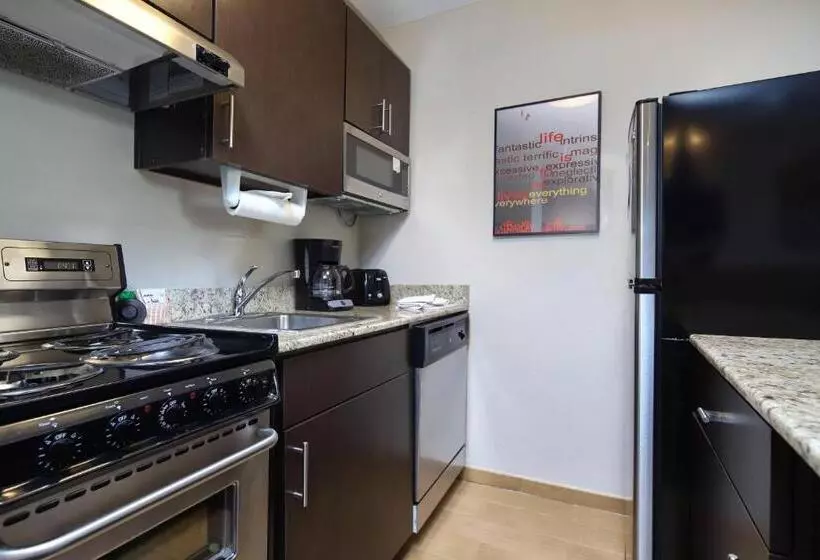 スタンダードスタジオ, Towneplace Suites Tucson