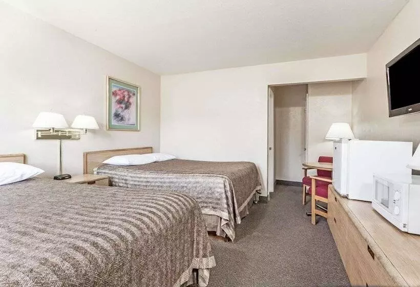 ２ダブルベッドのスタンダードルーム, Travelodge By Wyndham La Grande