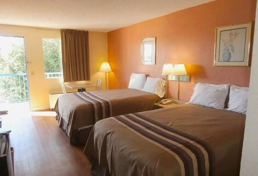 ２ダブルベッドのスタンダードルーム, Americas Best Value Inn Tucker