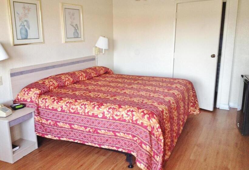 스탠다드 룸 킹사이즈 침대, Americas Best Value Inn Tucker