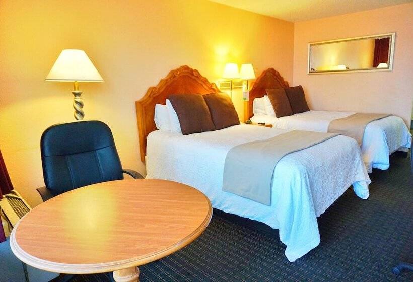 غرفه قياسيه سريرين مزدوجين, Castle Inn & Suites