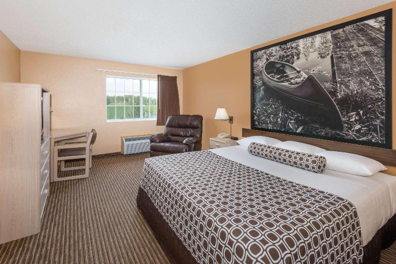 חדר סטנדרט עם מיטת קינג, Super 8 By Wyndham Fort Dodge Ia