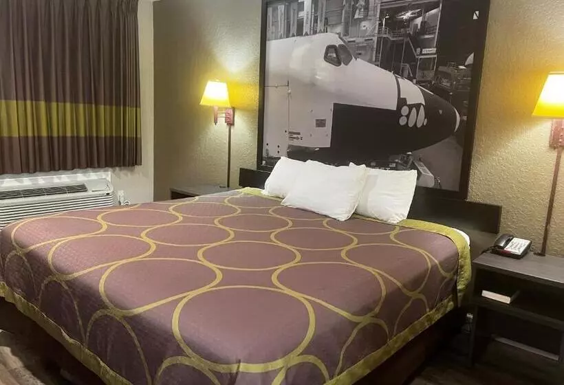 身障者適用キングサイズベッドルーム, Super 8 By Wyndham La Marque Tx/texas City Area