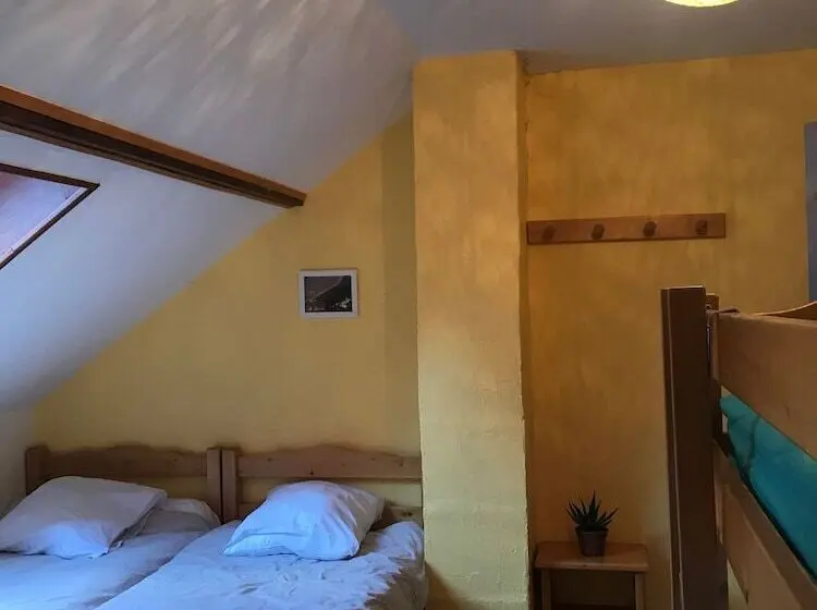 共同バス付シェアルーム, Gîte Le Chantelouve