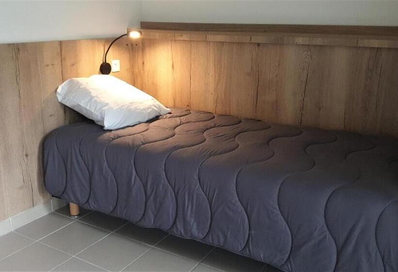 غرفة عائلية, Hostel Les Terrasses Du Roc