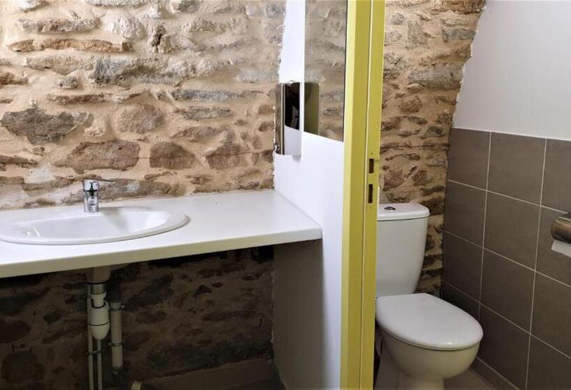 غرفة عائلية, Hostel Les Terrasses Du Roc