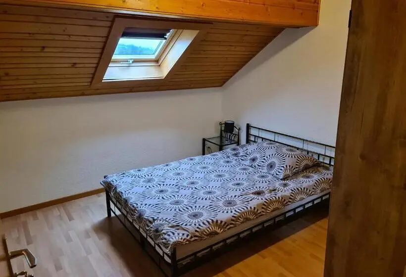 スタンダードシングルルーム, Auberge De Ballens