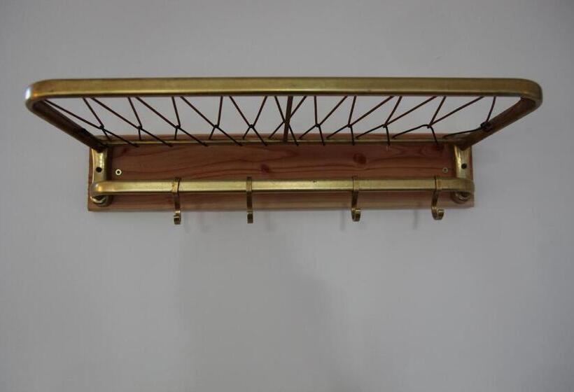 Номер Deluxe, Ahoi