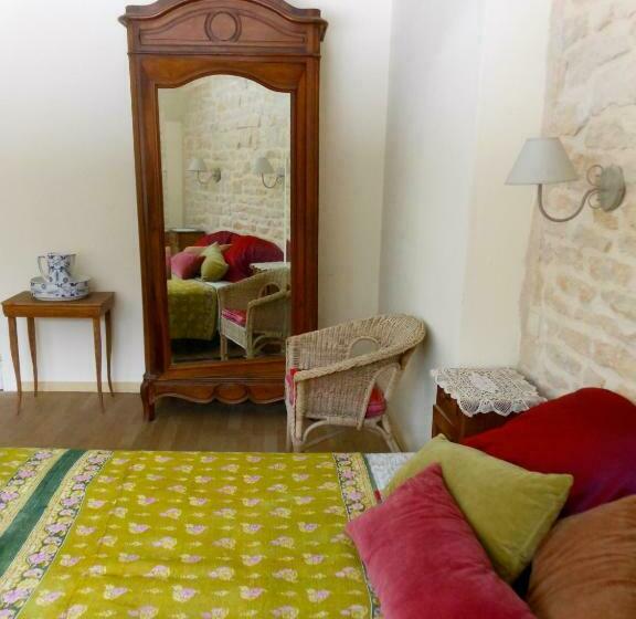 Номер Стандарт, Auberge De La  Tuilerie