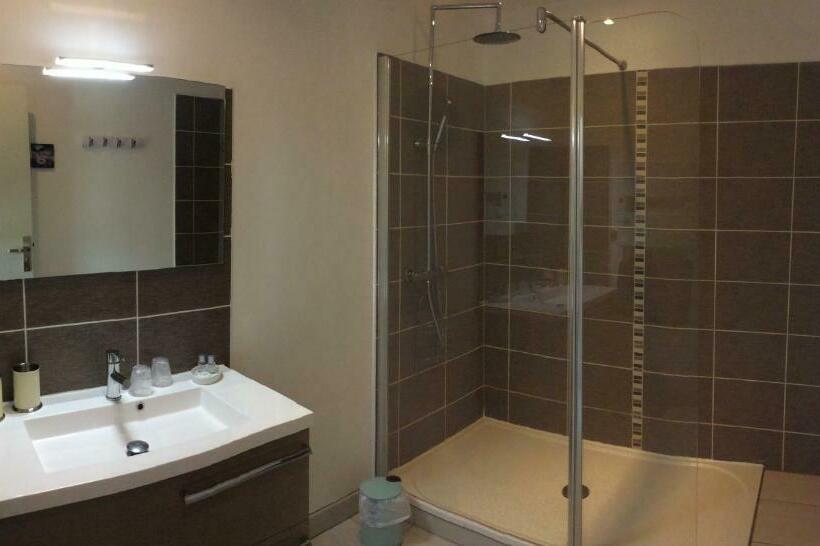 Номер Стандарт Вид на Сад, Chambres D Hotes De L Orval