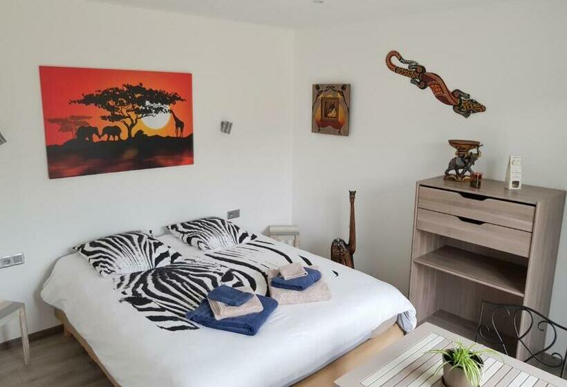 Номер Стандарт Вид на Сад, Chambres D Hotes De L Orval