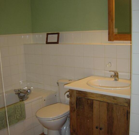 Номер Стандарт, Les Trois Chenes