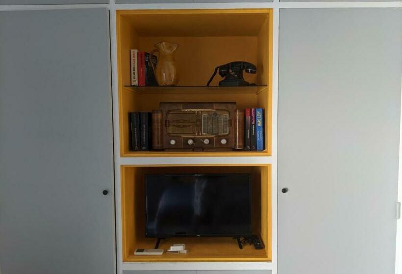 חדר דלוקס, Chambre La Caunette