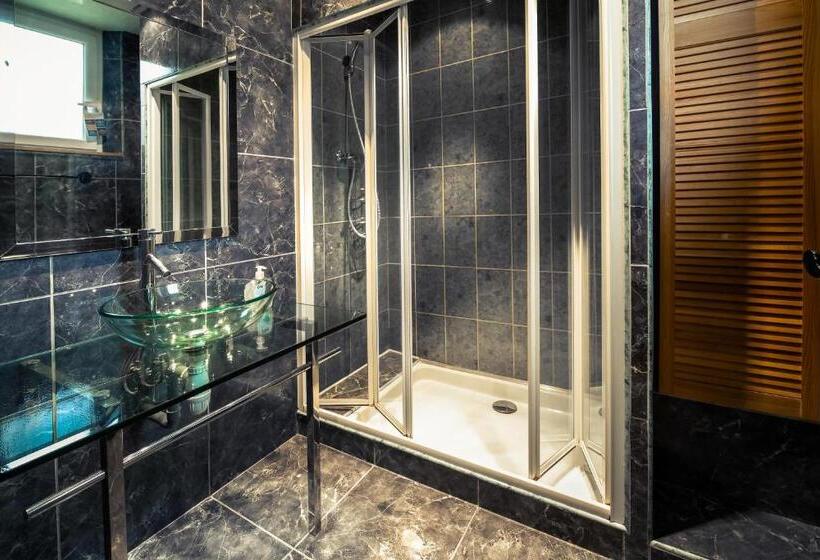 آپارتمان 1 خوابه با تراس, Chambres D Hôtes & Gîtes La Paysanne