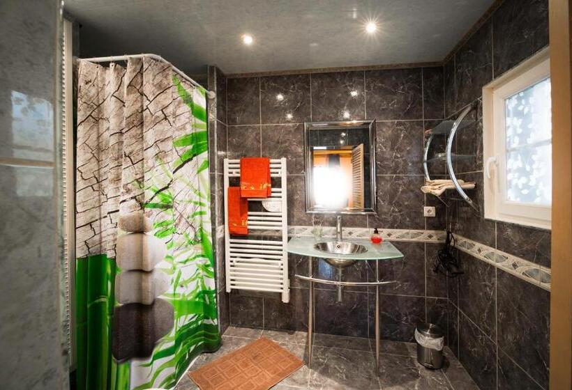 스탠다드 스튜디오 킹침대, Chambres D Hôtes & Gîtes La Paysanne