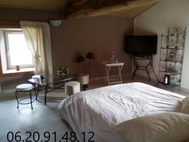 家庭间, Chambres D Hotes La Source