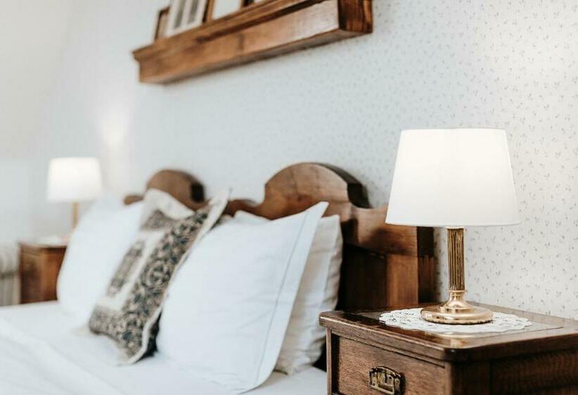 חדר סטנדרט, Kosbor Panzió