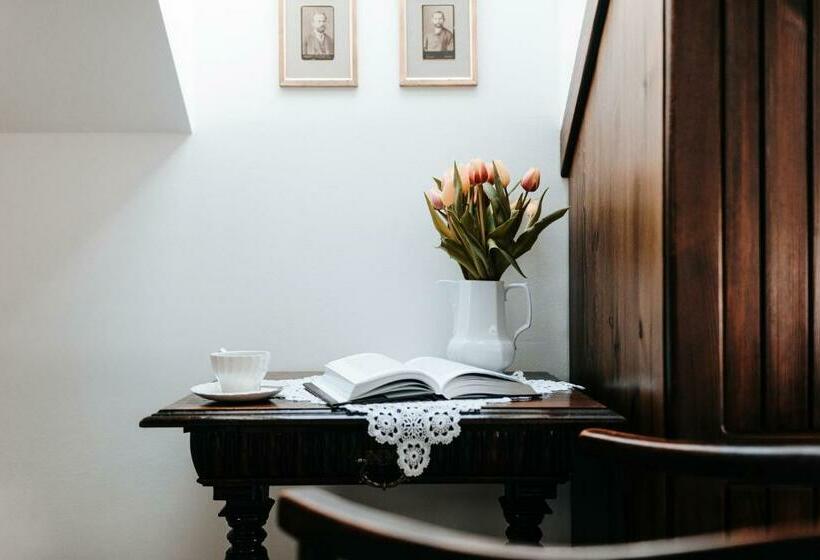 חדר סטנדרט, Kosbor Panzió