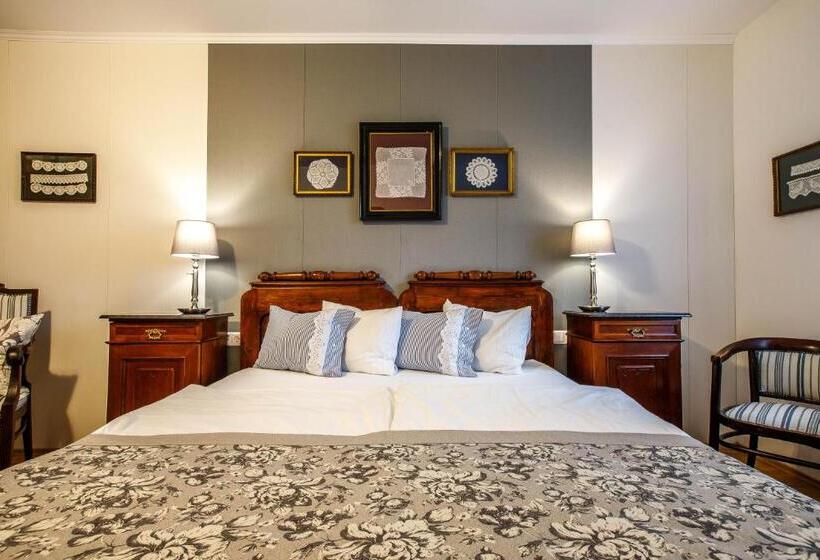 חדר סטנדרט, Kosbor Panzió