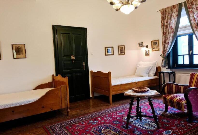 וילה דלוקס חדר שינה 1, Kosbor Panzió