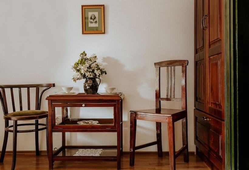 חדר סטנדרט, Kosbor Panzió