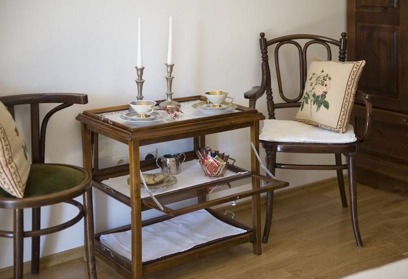 חדר סטנדרט, Kosbor Panzió