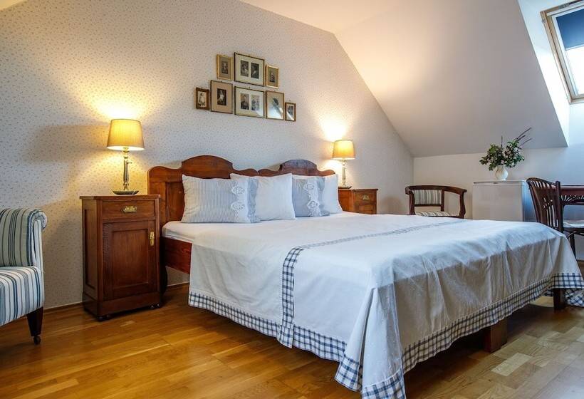 חדר סטנדרט, Kosbor Panzió