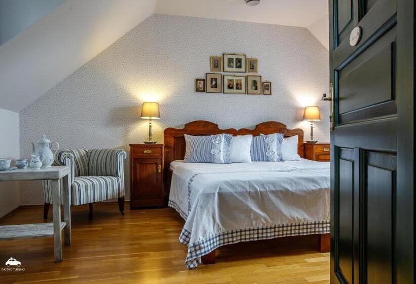 חדר סטנדרט, Kosbor Panzió