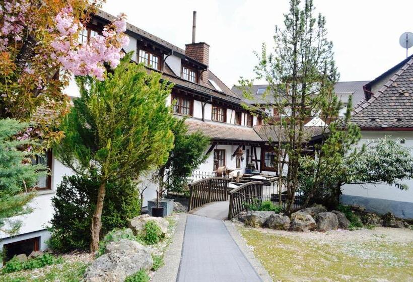 דירת חדר, Erlebnisgastronomie Lochmuhle