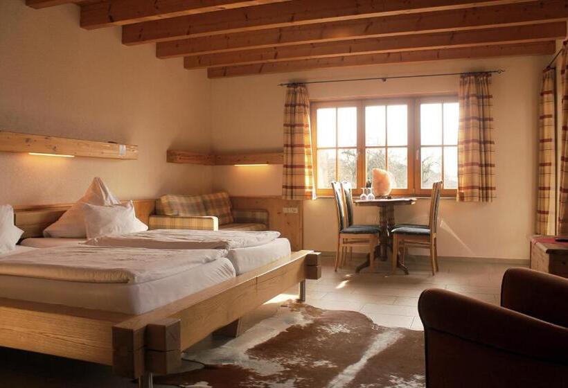 חדר משפחתי דלוקס, Erlebnisgastronomie Lochmuhle