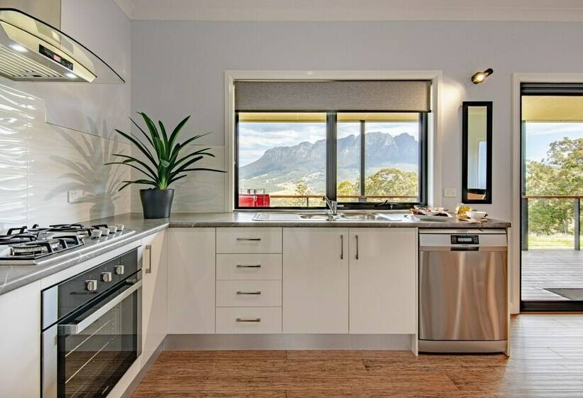 منزل غرفتين نوم, Manna Hill Farm