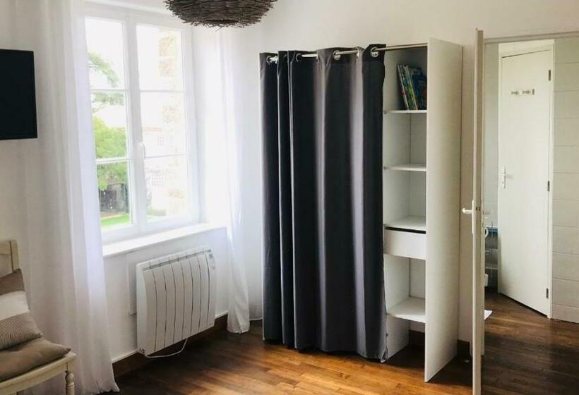 Номер Стандарт Вид на Сад, Logis De La Clartière