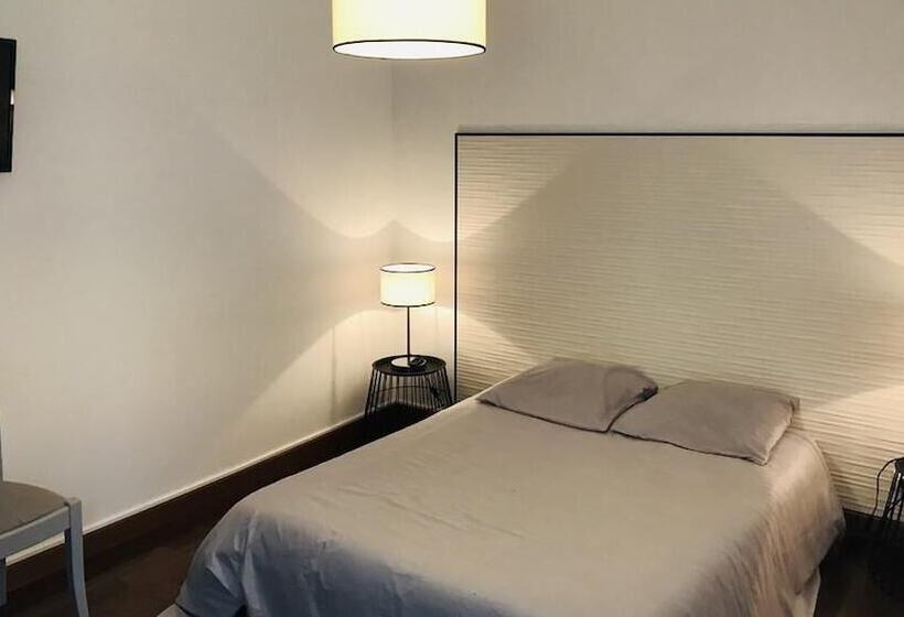 Номер Стандарт, Logis De La Clartière