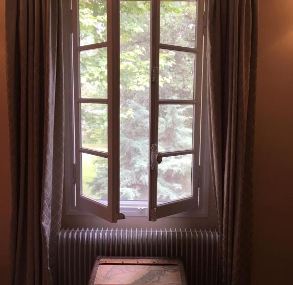 Полулюкс, Manoir Du Bois Mignon