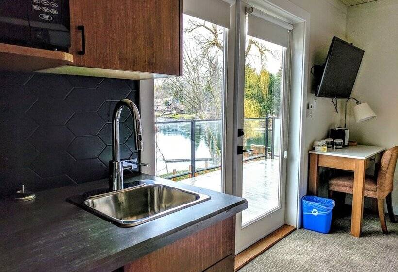 חדר סופריור נוף לנהר, Riverside Inn