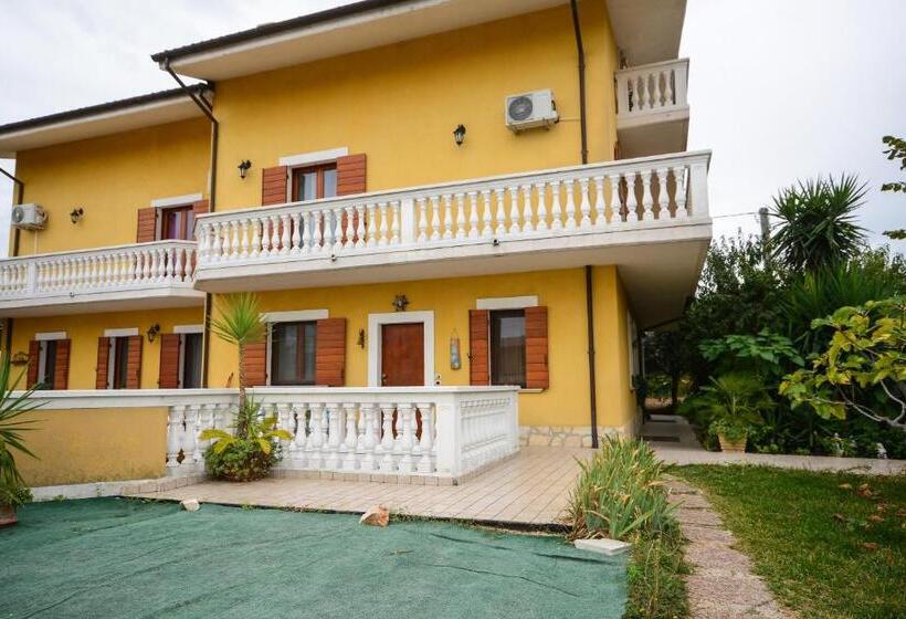 شقة غرفة واحدة, B&b Mariposa