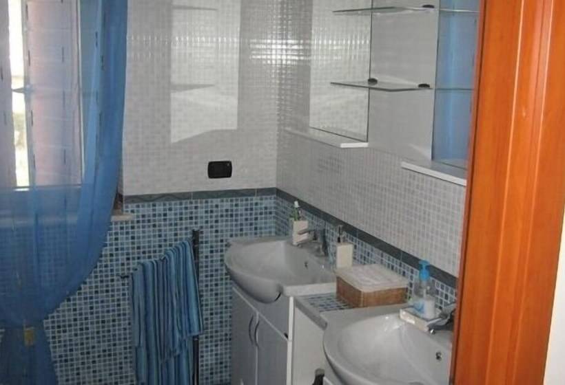 غرفة قياسية مزوَّدة بشُرفة, B&b Mariposa