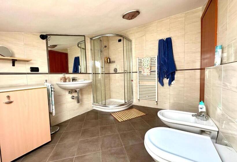 شقة غرفة واحدة, B&b Mariposa