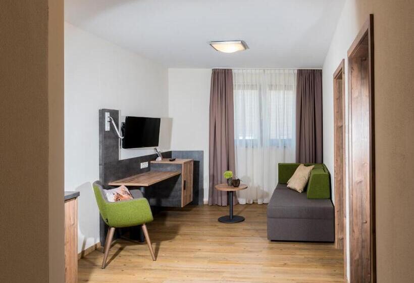 Полулюкс, Landhotel Zum Adler