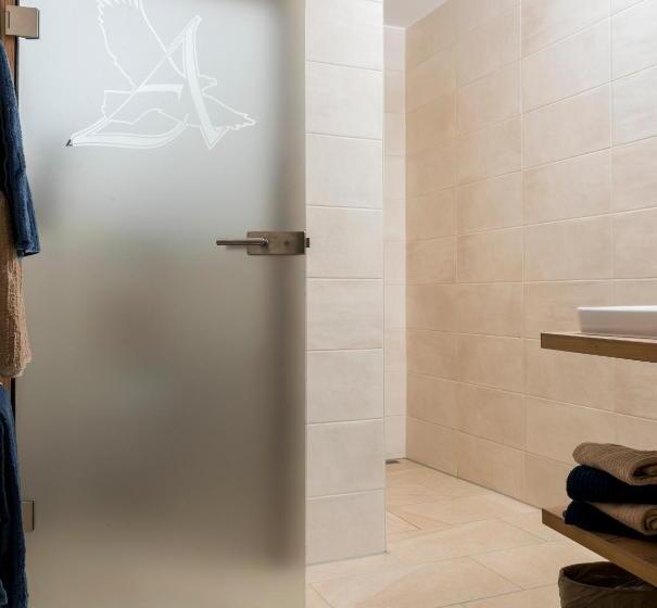 Студия Стандарт, Landhotel Zum Adler