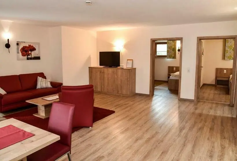 テラス付き１ベッドルームアパートメント, Landhotel Zum Adler