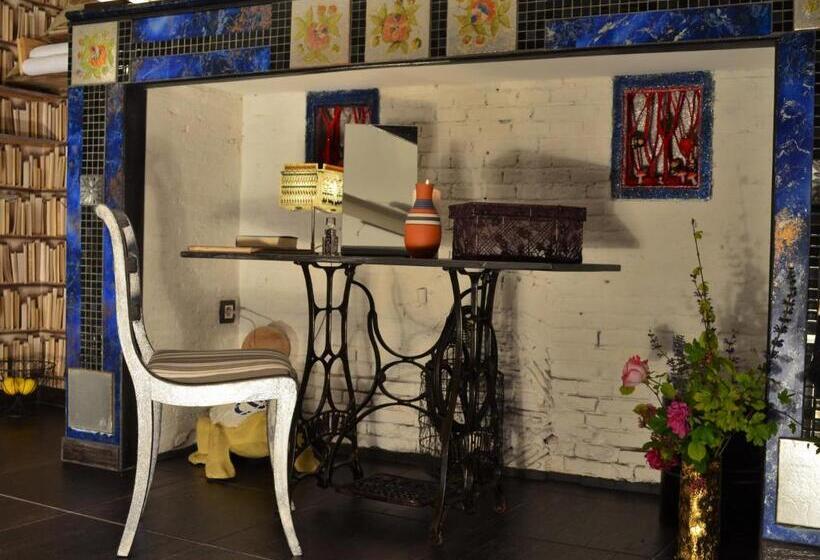 Люкс Вид на Сад, Au2 Maison D Hôtes Guest House Au2