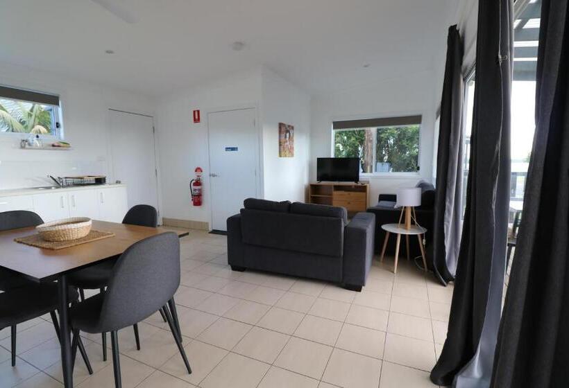 בקתת חדר, South Coast Retreat