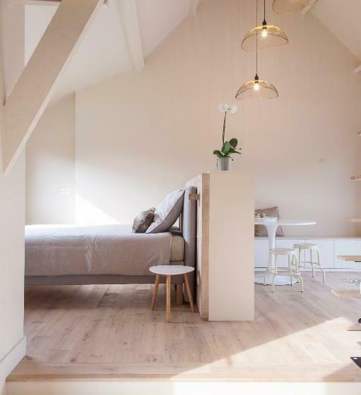 Четырехместный Номер Стандарт Вид на Сад, Le Pave De La Croix Blanche