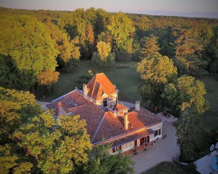 غرفة سوبيريور مطلّة علي الحديقة, Les Luz   Chambres D Hôtes