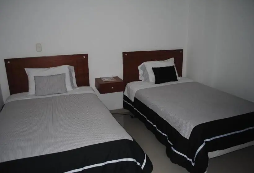 スタンダード４人部屋, Colombia Hotel Hontibon