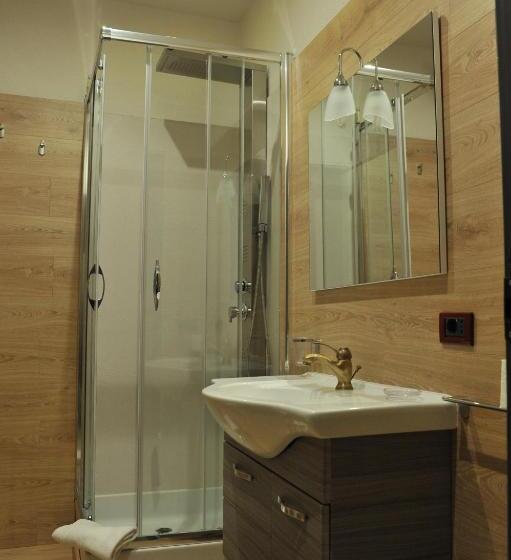 غرفة سوبيريور, Theotokos