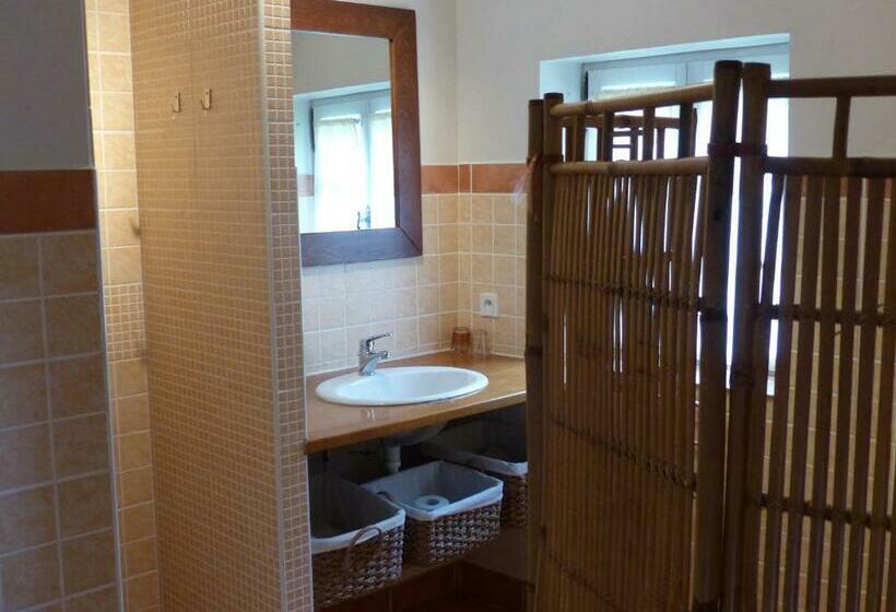 Стандартный Номер Кровать Кинг, Chambres D'hôtes Les Boudines