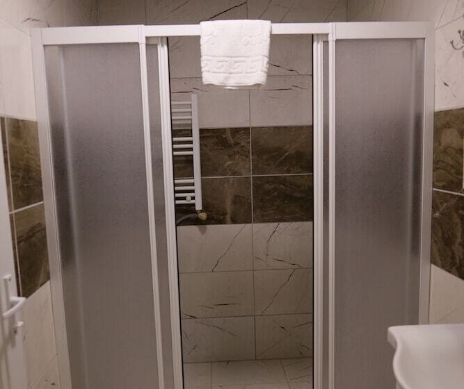 آپارتمان لوکس 1 خوابه, Epoch Stone House