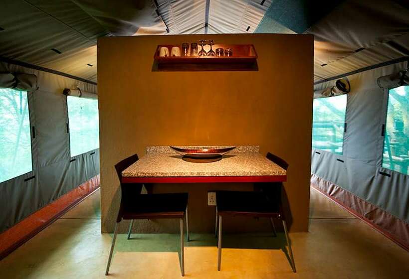 Deluxe Tent, Amafu Forest Lodge